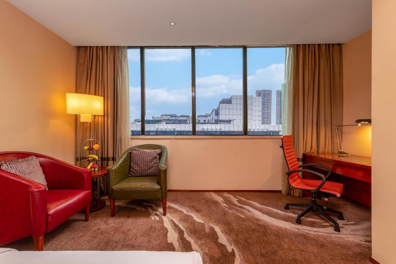Crowne Plaza Foshan By Ihg - Canton Fair Free Shuttle Bus Eksteriør bilde