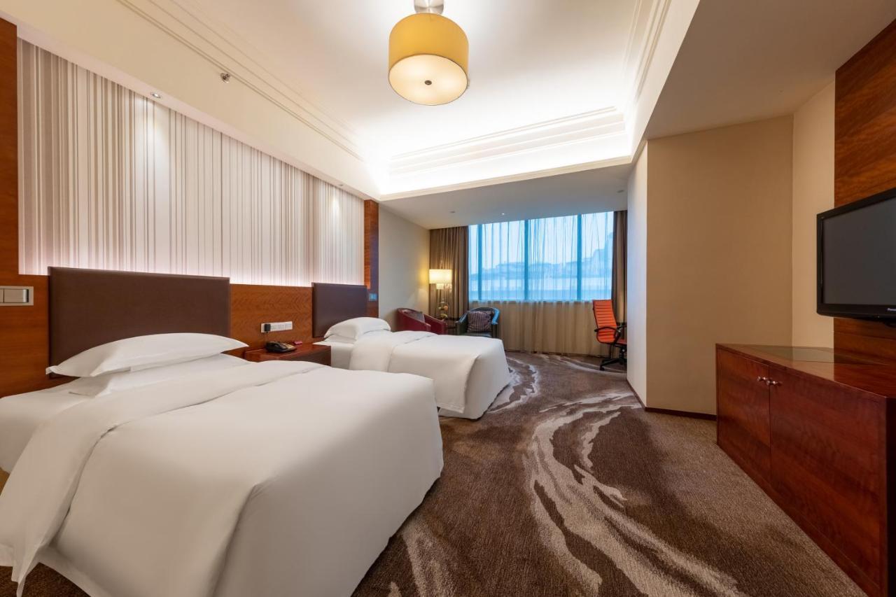 Crowne Plaza Foshan By Ihg - Canton Fair Free Shuttle Bus Eksteriør bilde