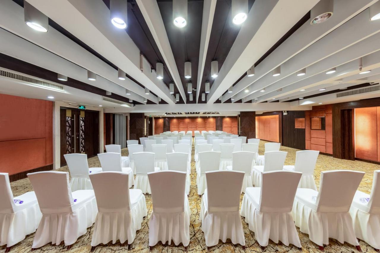 Crowne Plaza Foshan By Ihg - Canton Fair Free Shuttle Bus Eksteriør bilde