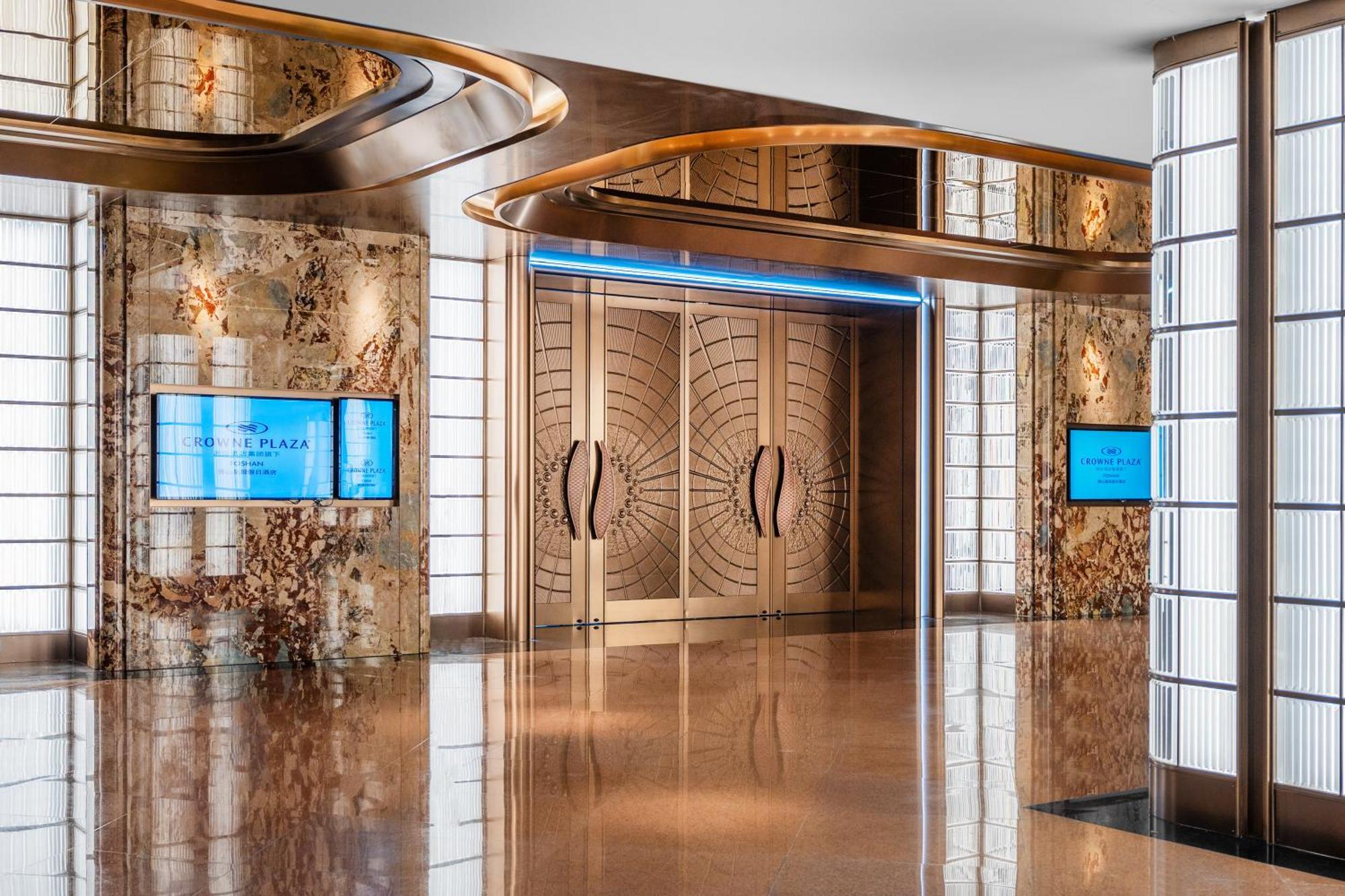 Crowne Plaza Foshan By Ihg - Canton Fair Free Shuttle Bus Eksteriør bilde